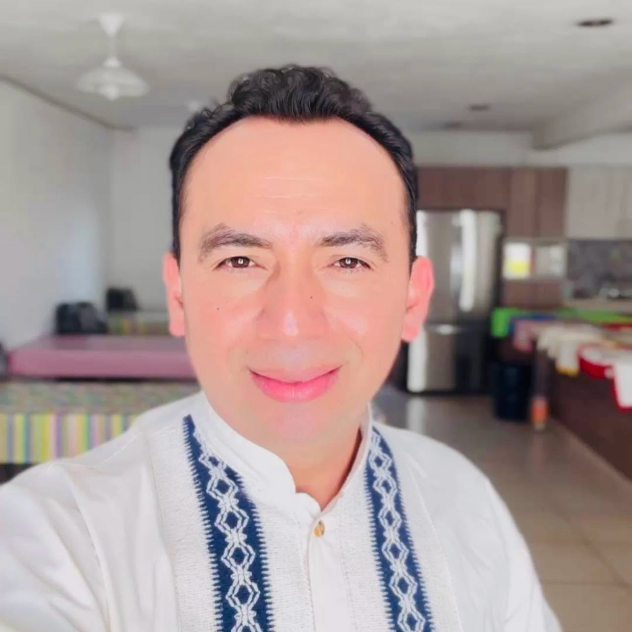 Rev. Dr. Israel Campos